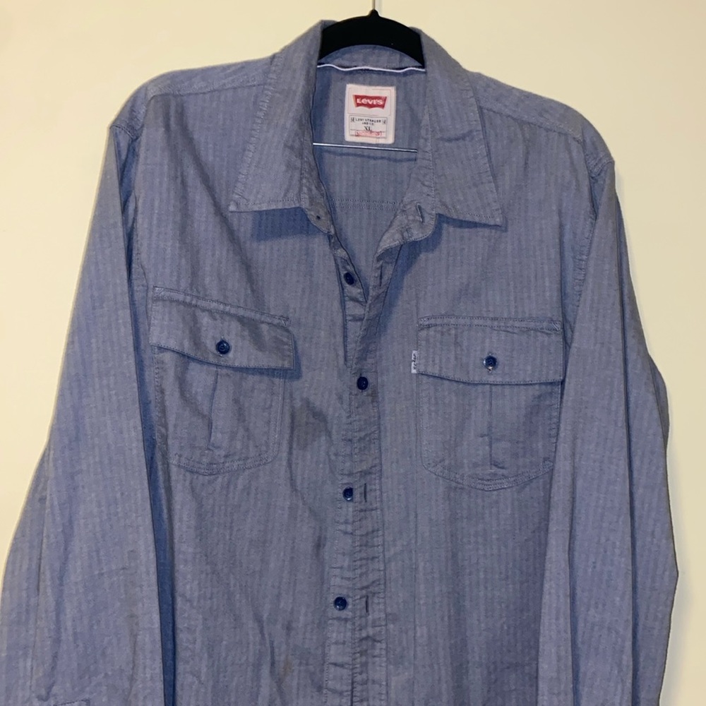 NWOT Men’s Levi’s XL collared modern button up long sleeve shirt denim blue